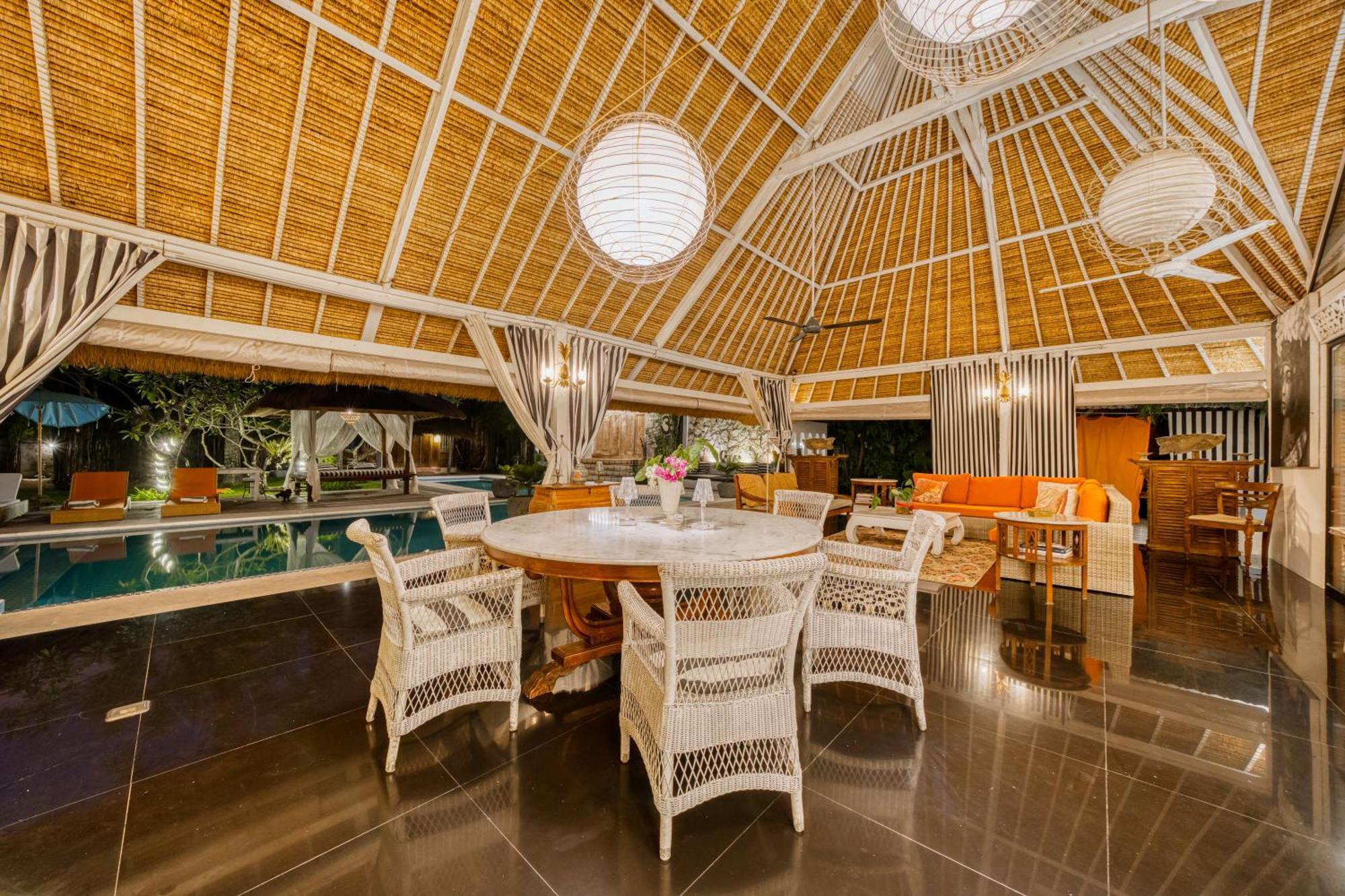 Villa Kalis, 10 Bedroom Family And Group Villa Seminyak Exterior foto